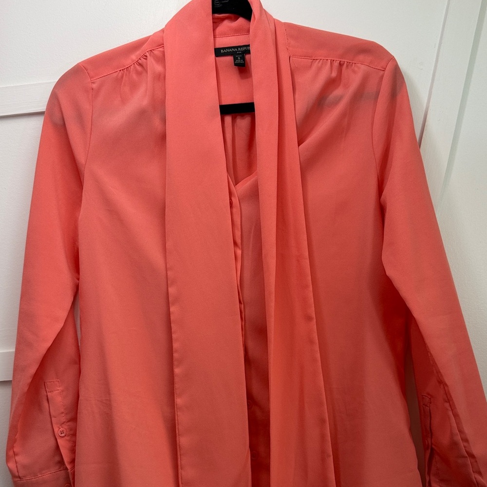 Banana Republic Coral Blouse